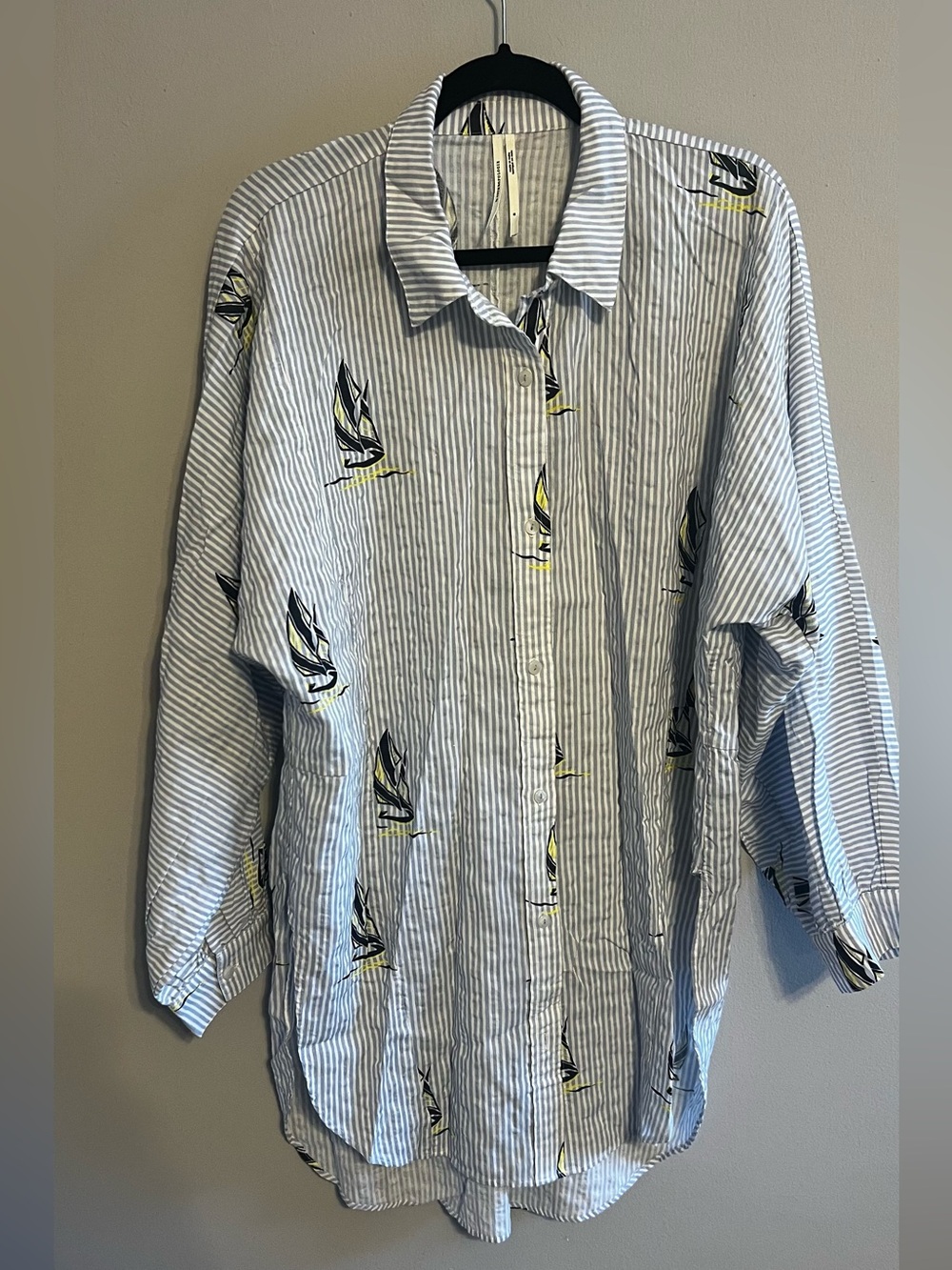 Anthropologie Blue and White Striped Button-Down w/ Sailboat Motif | Women’s Med
